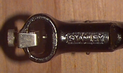Stanley 42X Close-up